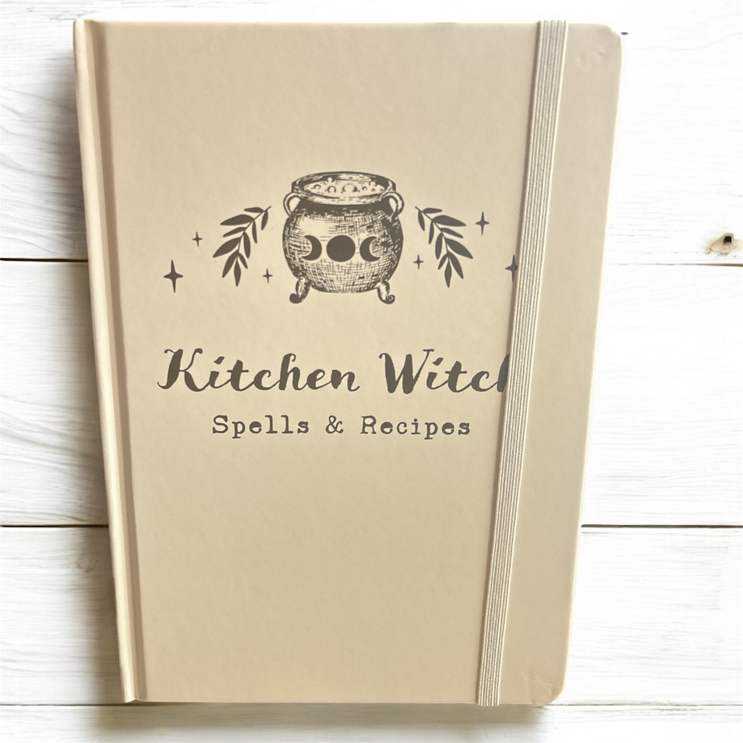 Magisches Notizbuch „Kitchen Witch“ – Zaubersprüche & Rezepte (liniert)
