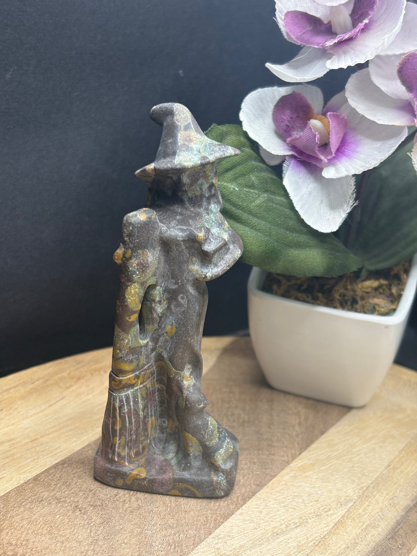 Magische Hexenfiguren