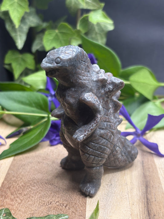 Leuchtende Legende – Godzilla aus Yooperlite
